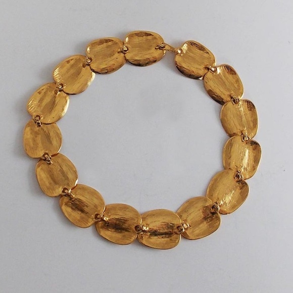 Stunning gold tone choker made with multiple disc - Picture 5 of 5